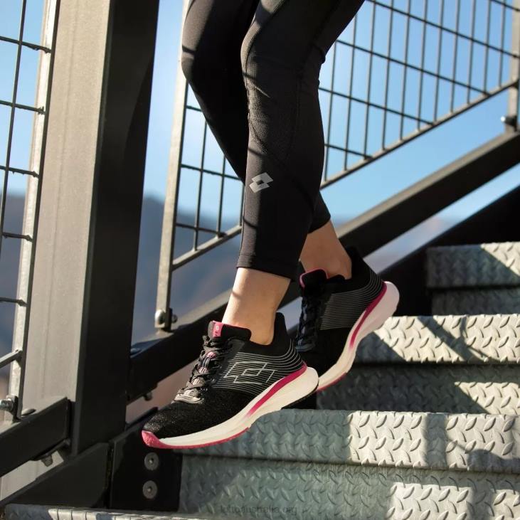 Women Lotto 204N792 All Black/Gravity Titan Speedevo 700 W